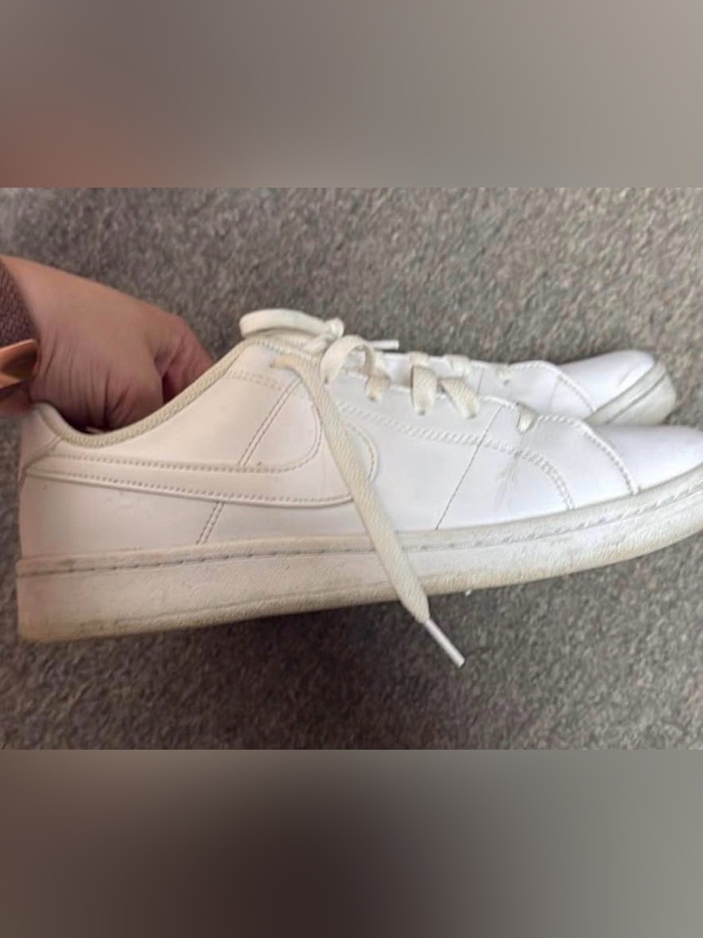 Classic White Low-Top Sneakers - Women's